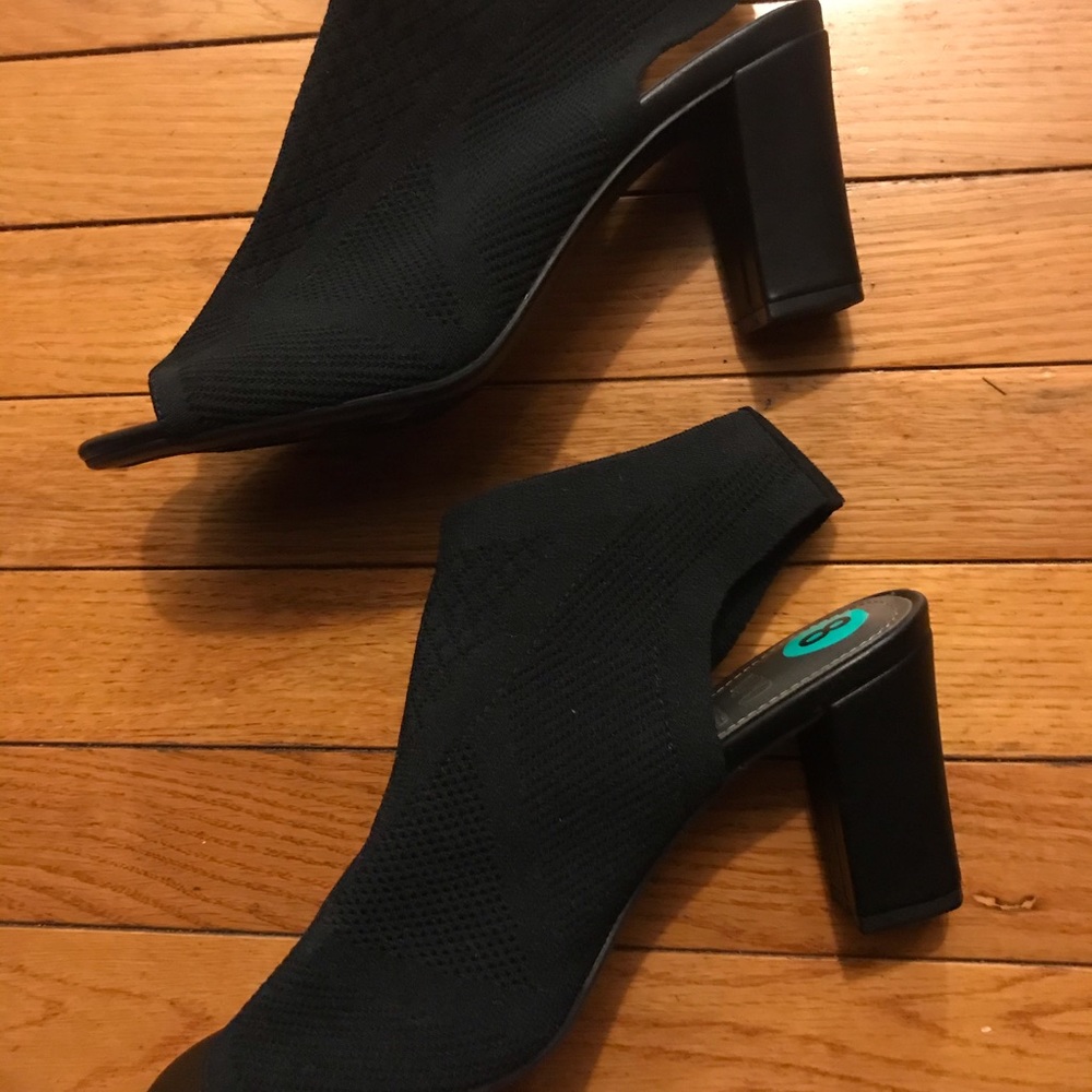NEW Women’s size 8 IMPO SlingbCk peeptoe sandals black shoes Block HEELS